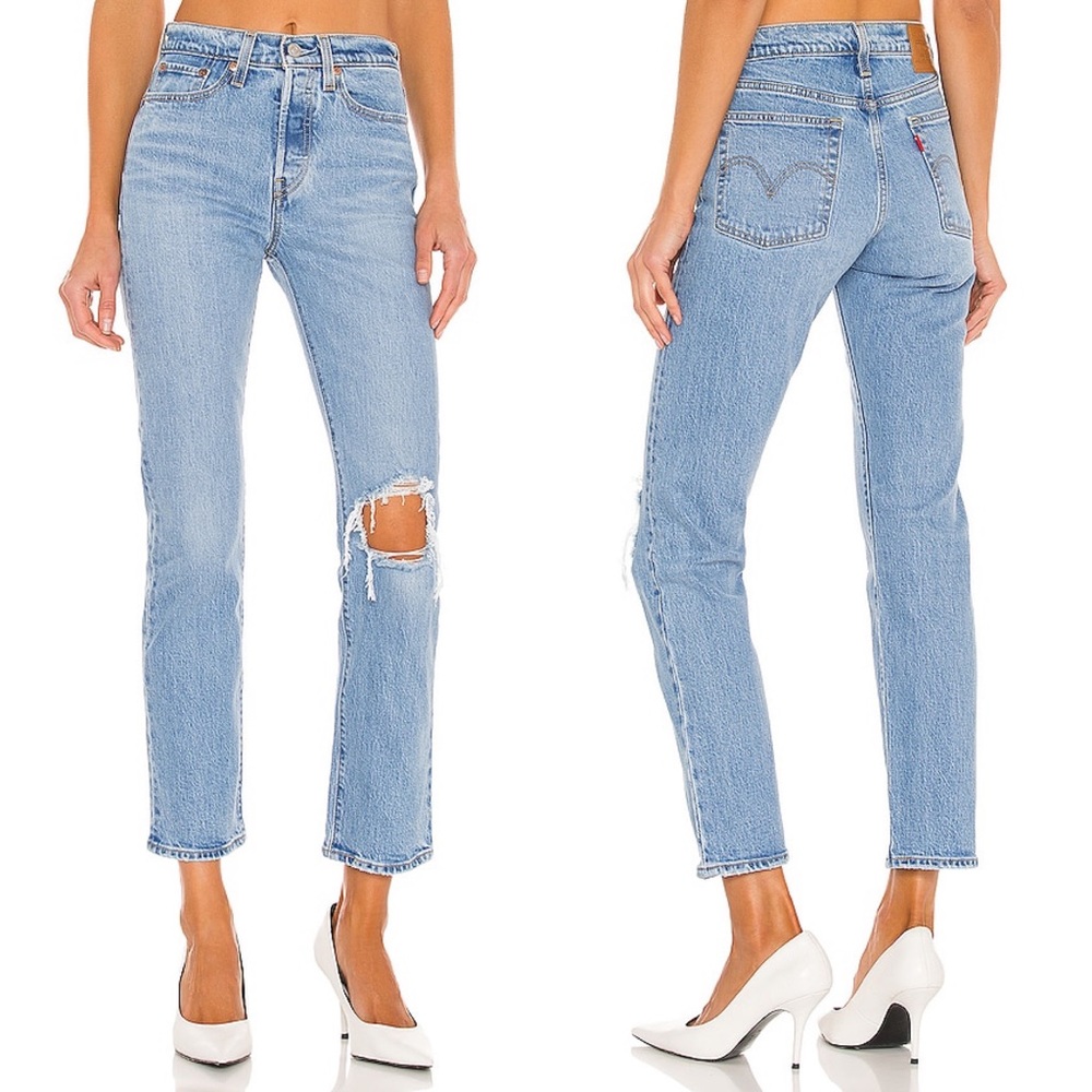 Levi's Premium Wedgie Straight Jeans Tango Fray Light Wash Size 26